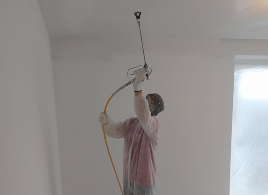 STROJOVÉ MAĽOVANIE STROJOVÉ MAĽOVANIE